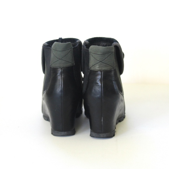 Merrell Eve Wedgetarian Cuffed Wedge Ankle Booties - Picture 3 of 7